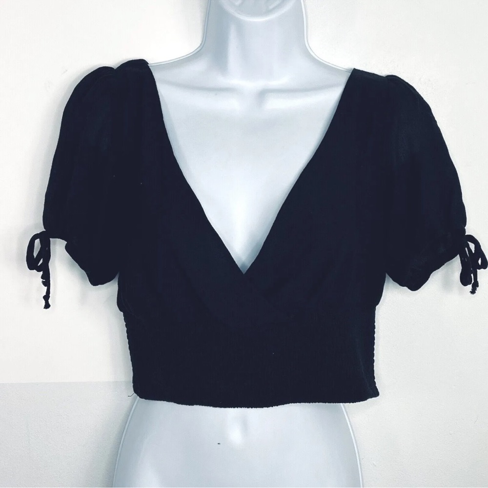 Kendall & Kylie black short sleeve v neck